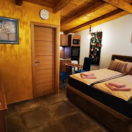 Odmaraliste Kod Mice 4 דירה Krusar