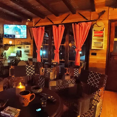 Odmaraliste Kod Mice 4 * Krusar