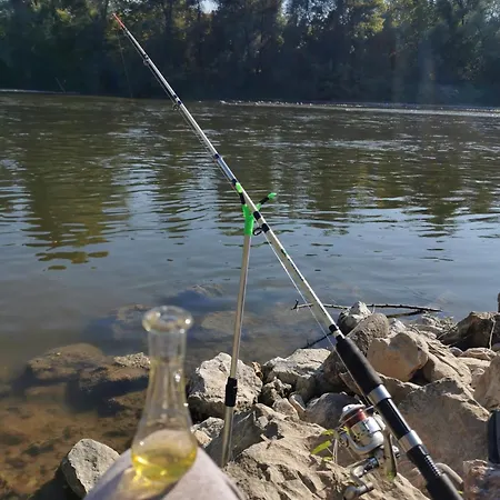 Odmaraliste Kod Mice 4 דירה