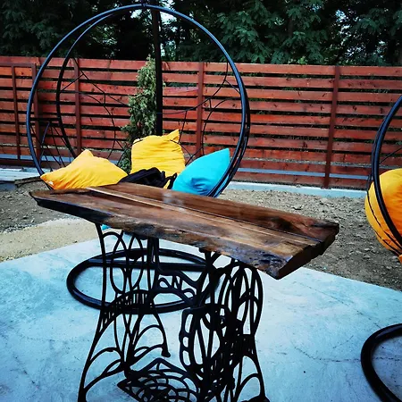 Odmaraliste Kod Mice 4 * Krusar